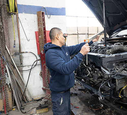 About Lincoln Auto Body