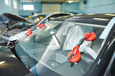 Windshield Glass Replacement Thumbnail